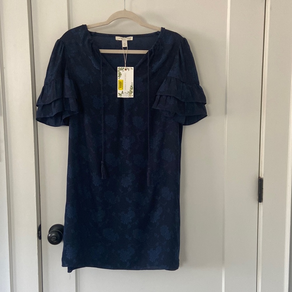 NWT Chelsea & Violet Navy bell sleeve shift dress!